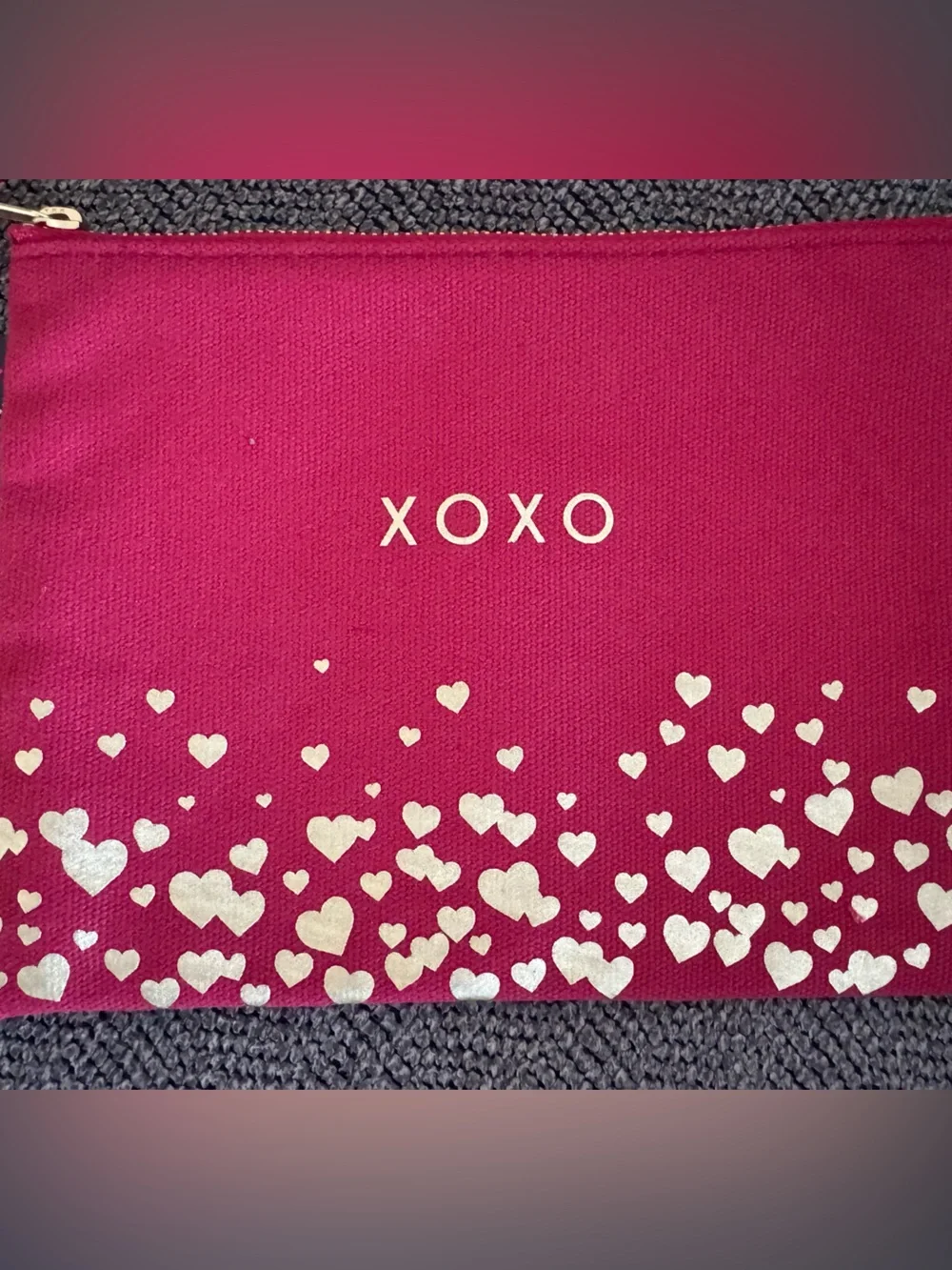 Papyrus XOXO Red Heart Zip Travel Bag
